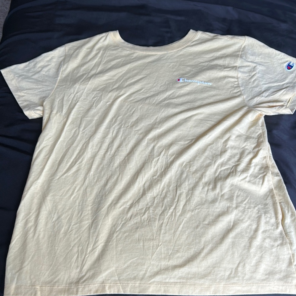 Light yellow champion shirt